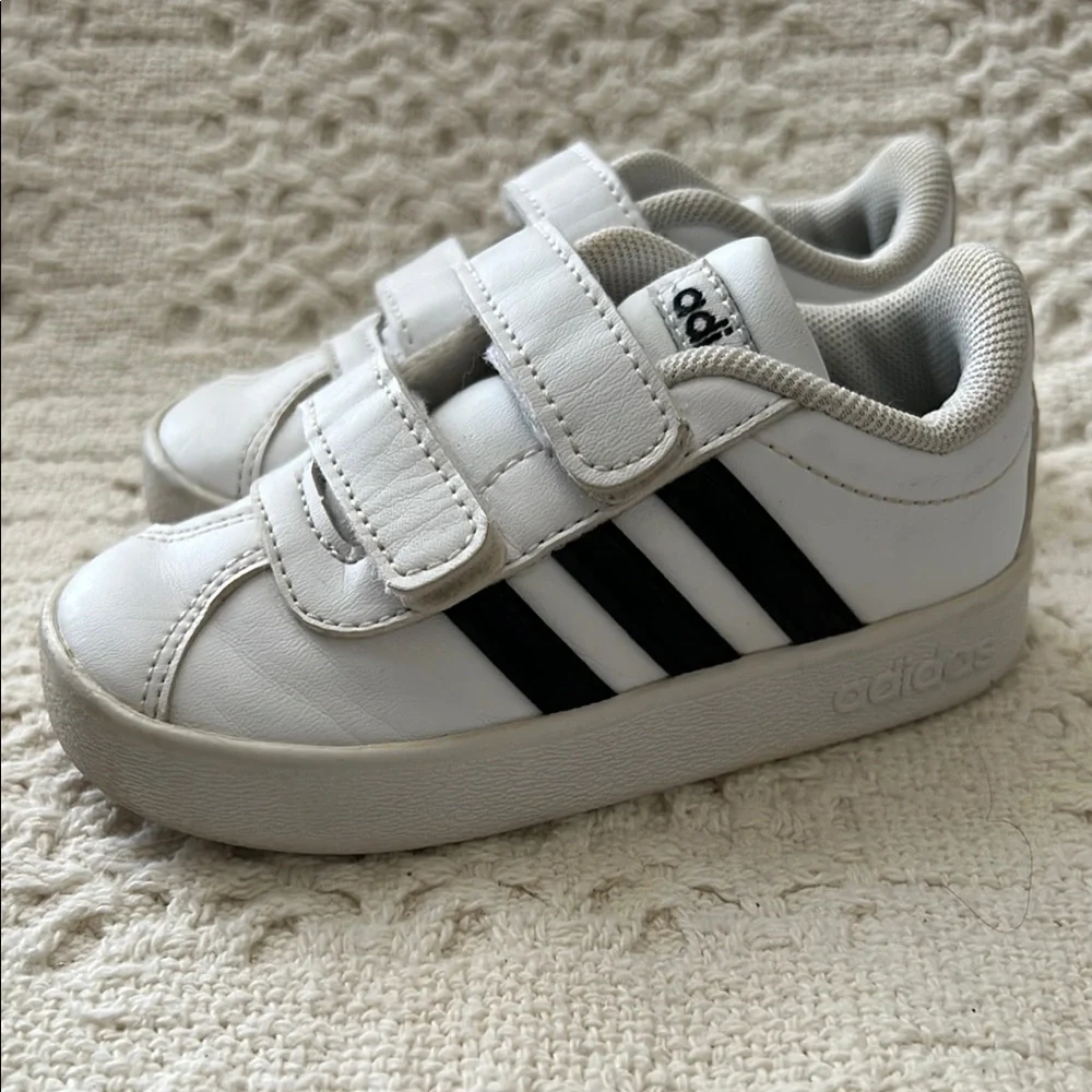 Adidas Kids White and Black Velcro Sneakers size 6K